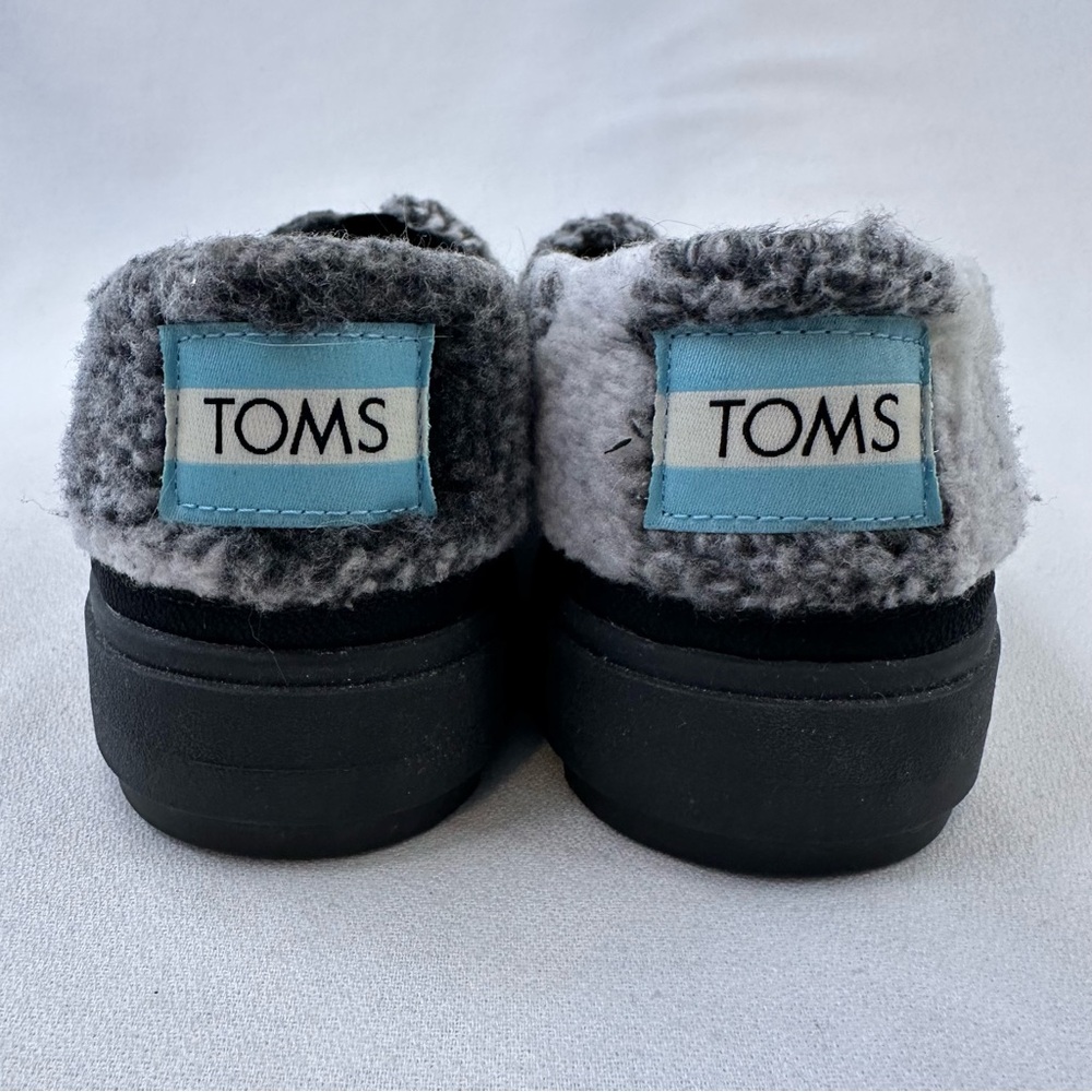 TOMS Sherpa Plaid Slip On Platform Shoes Gray White Cozy Women’s 7 - Picture 7 of 10